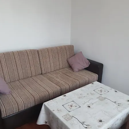 Casa Di Nadia * 班斯科